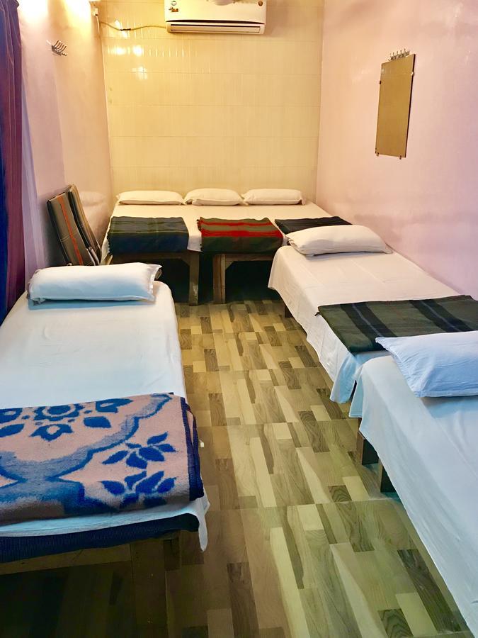 Golden Lodge Βαρανάσι Εξωτερικό φωτογραφία