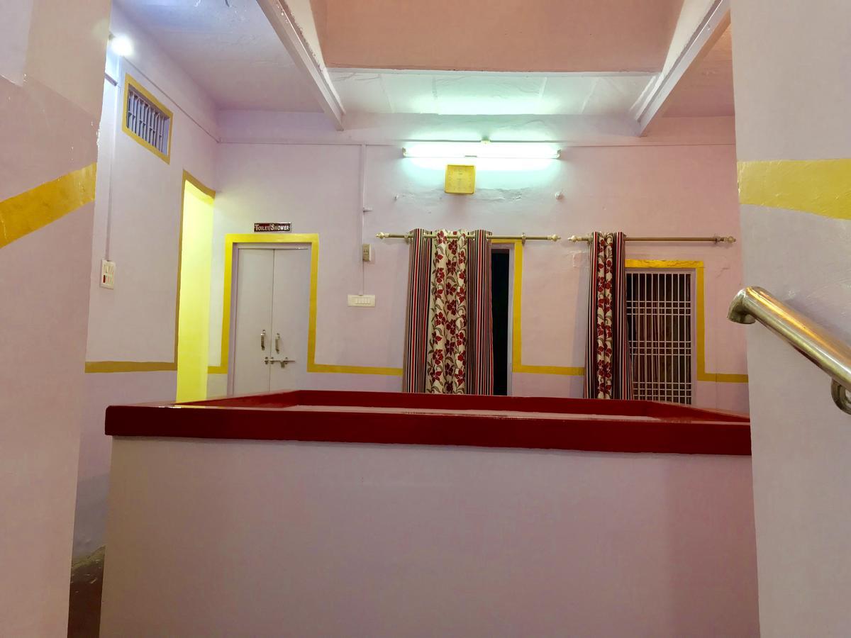 Golden Lodge Βαρανάσι Εξωτερικό φωτογραφία